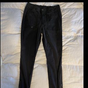American eagle black joggers